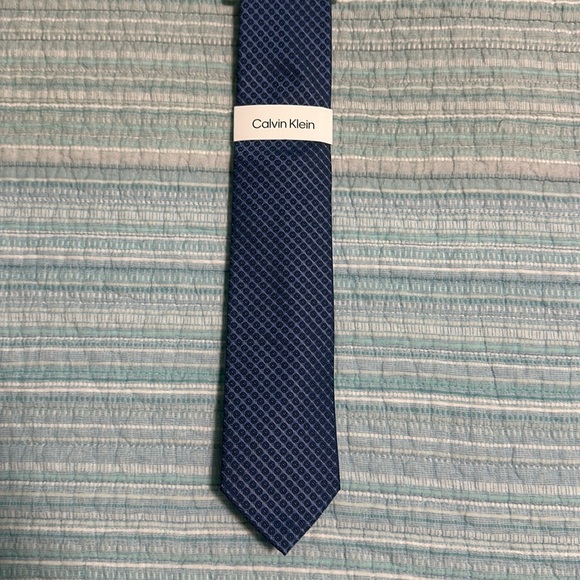 New Calvin Klein man tie